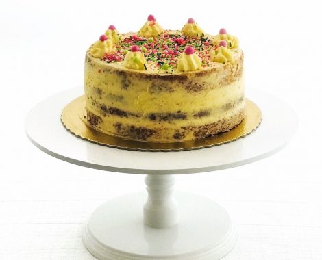 Semi Naked Cake